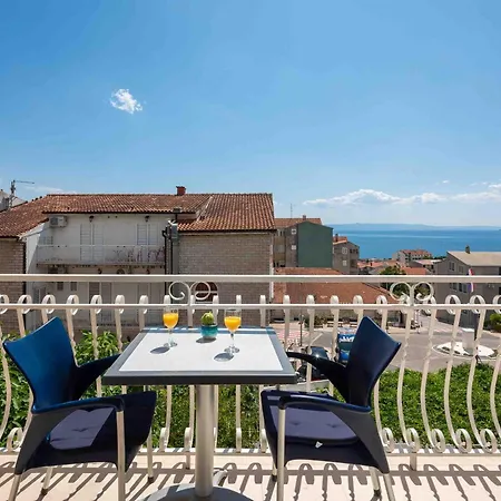 Magic With Sea View Apartman *
