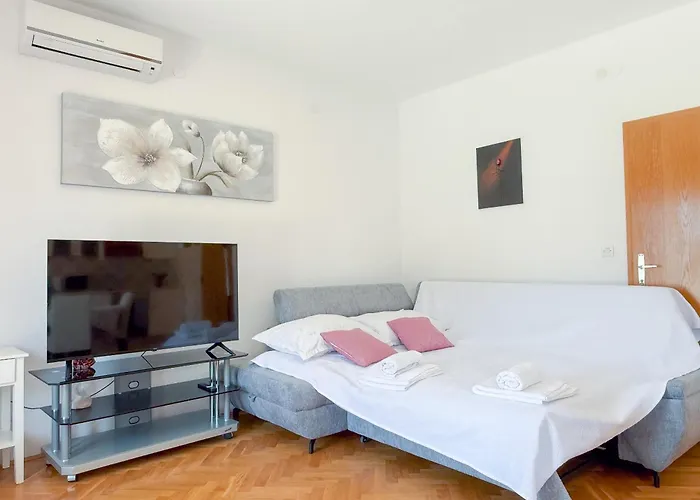 Magic With Sea View Apartman *