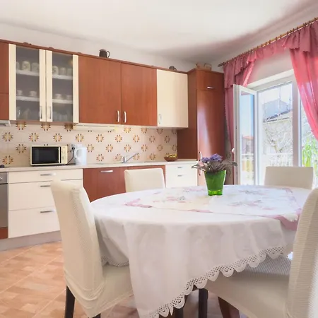 Magic With Sea View Apartment Makarska